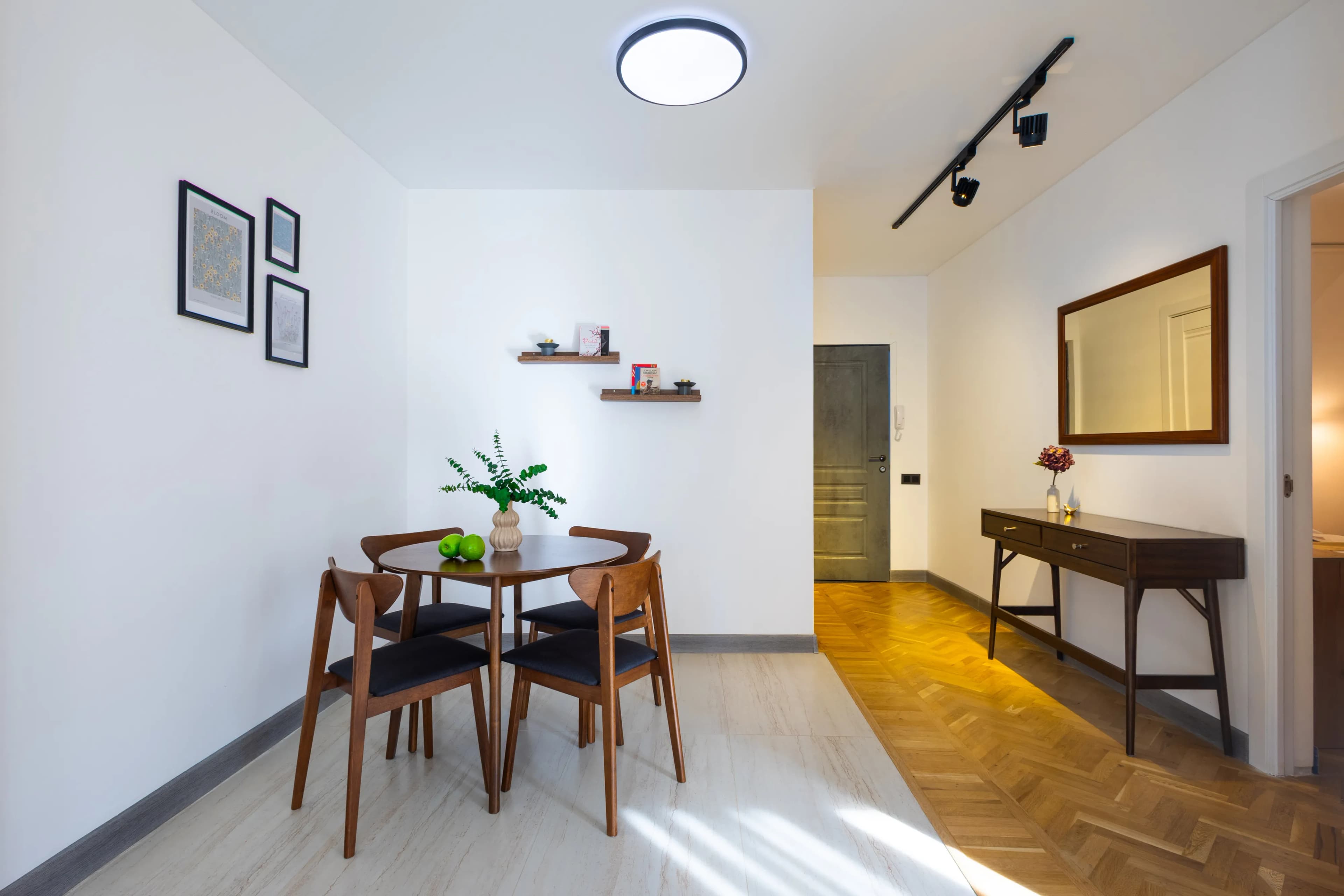 Apartment KeyGo #0148 comfort and coziness in the city center photo 7