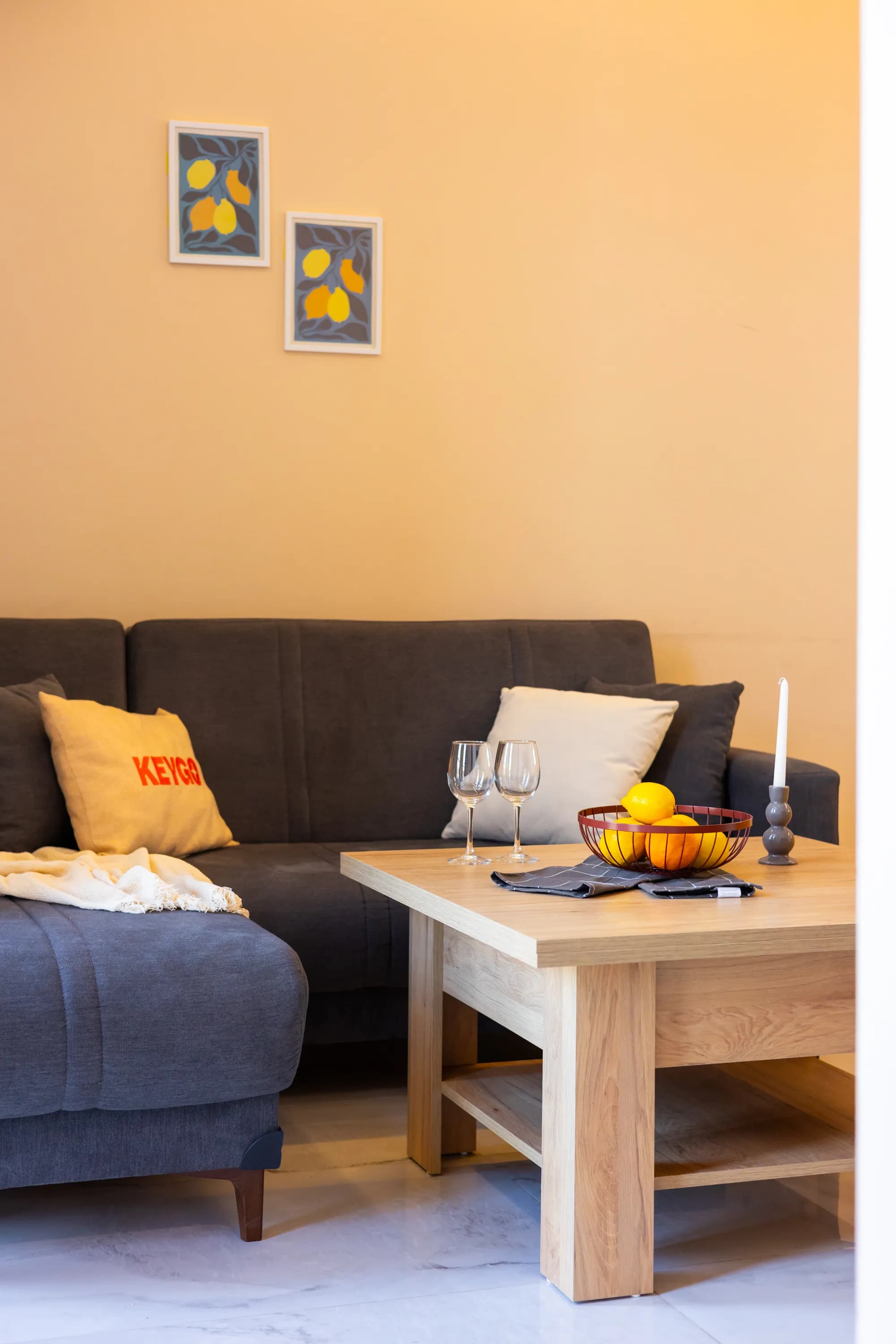 Studio KeyGo #0050: coffee in a mug and Wi-Fi at maximum photo 10