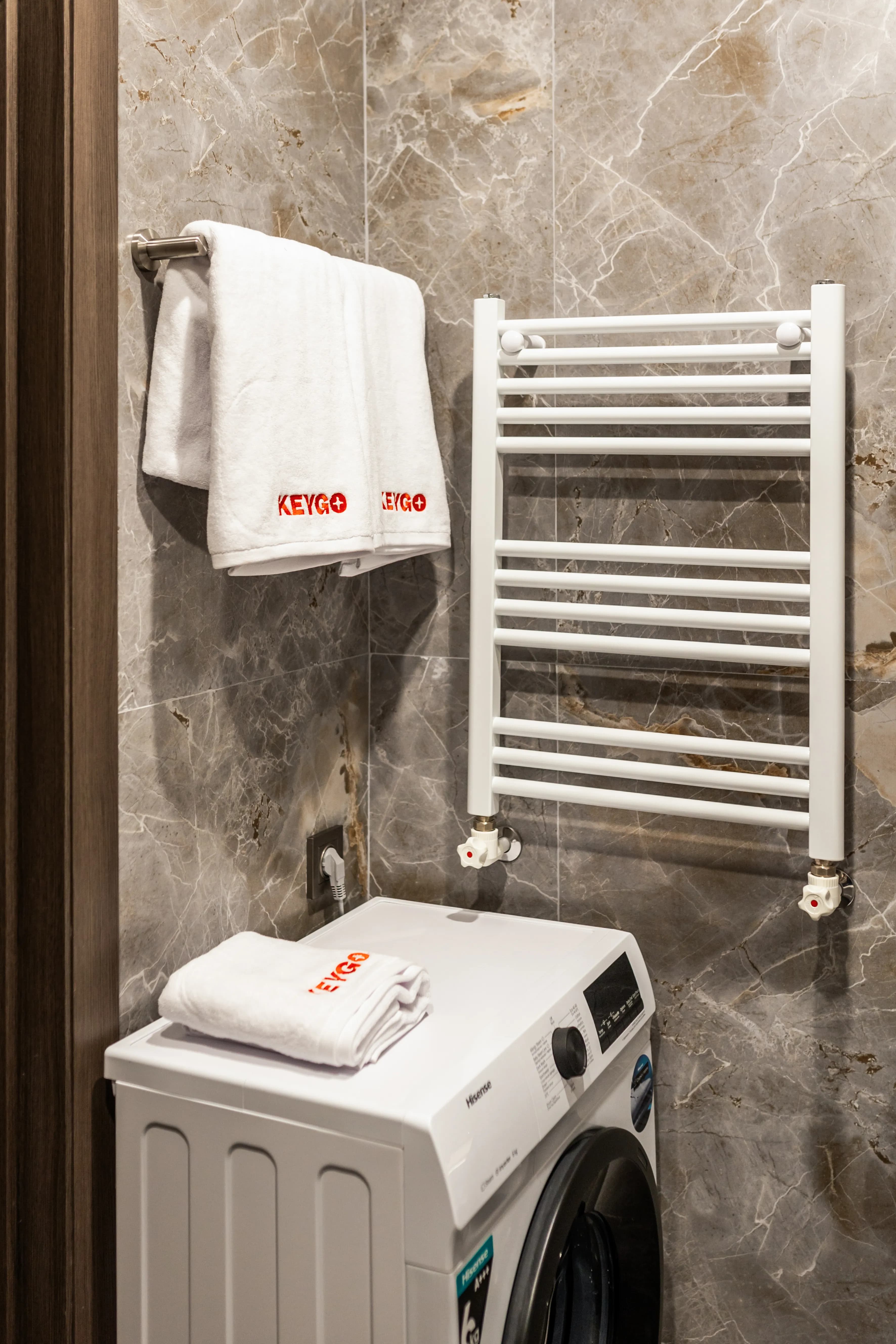 Apartment KeyGo #0010 next to St. Sarkis Church photo 13