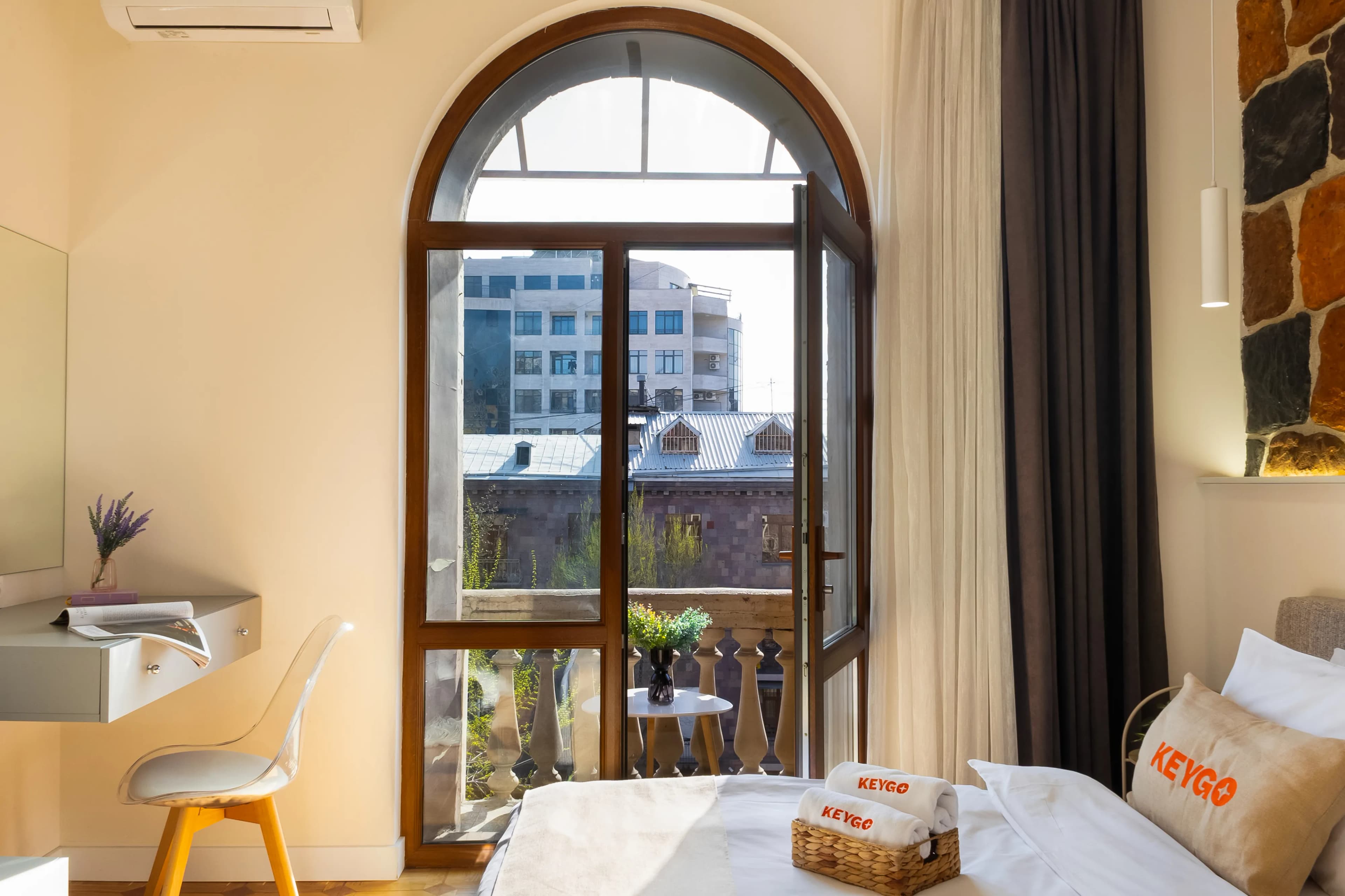 Apartment KeyGo #0033 is the key to the center of Yerevan photo 5