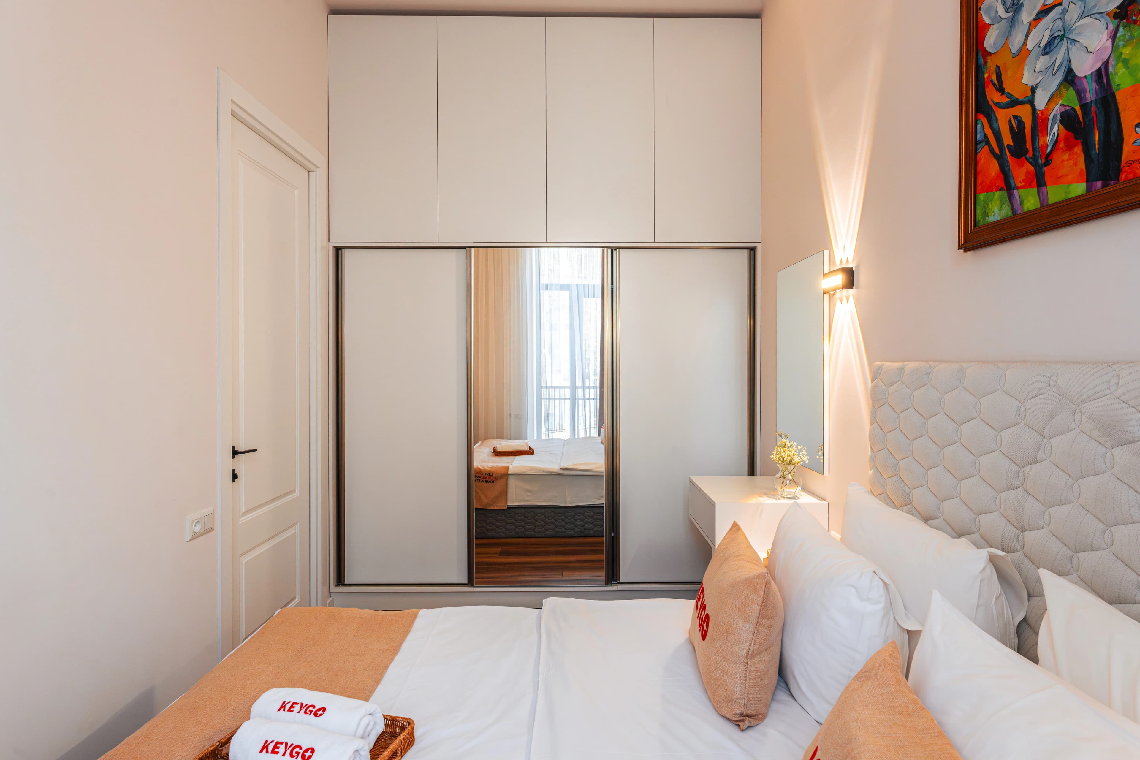 Apartment KeyGo #0117 next to the Opera House photo 24