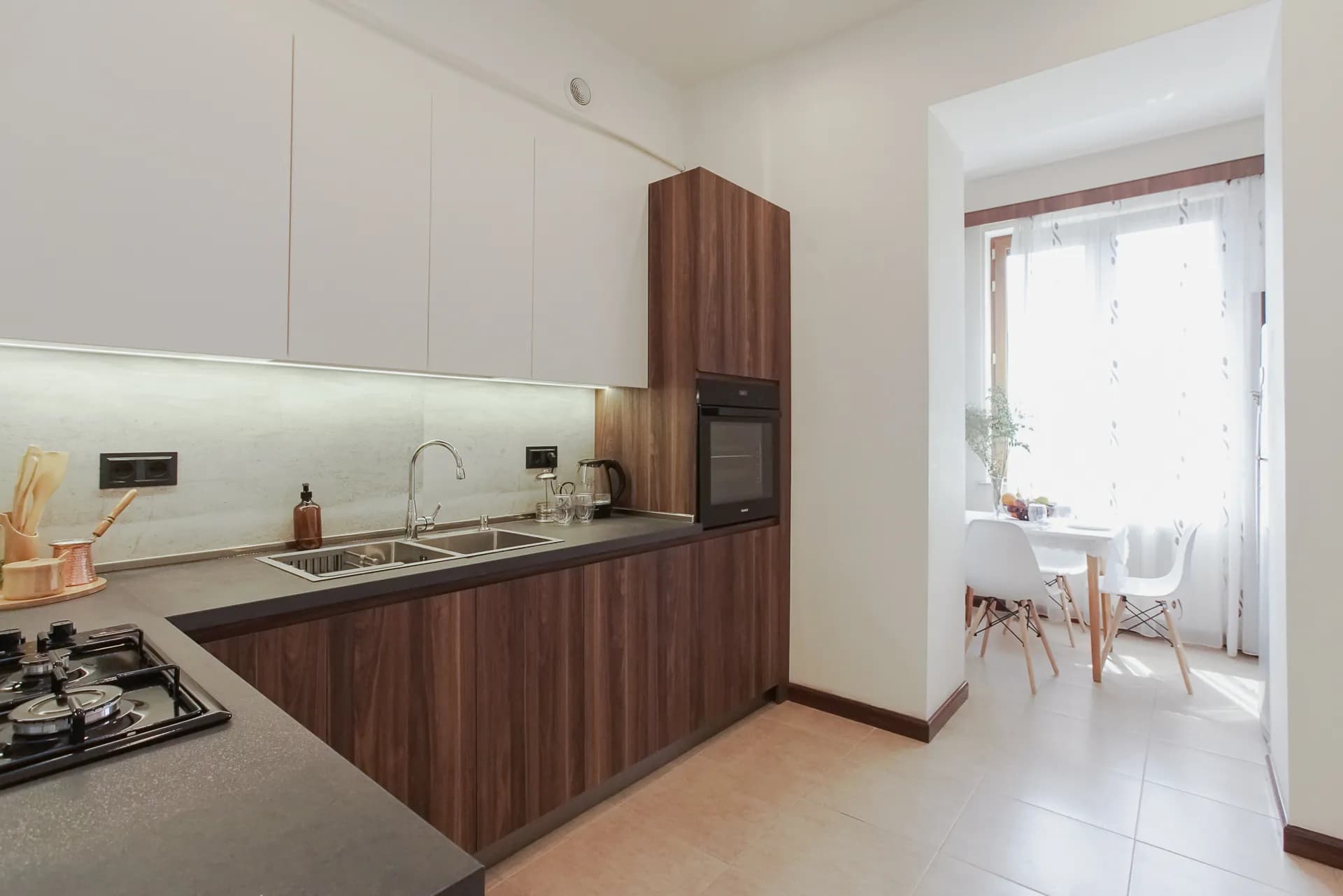 KeyGo Apartment #0001 near the Opera House photo 2