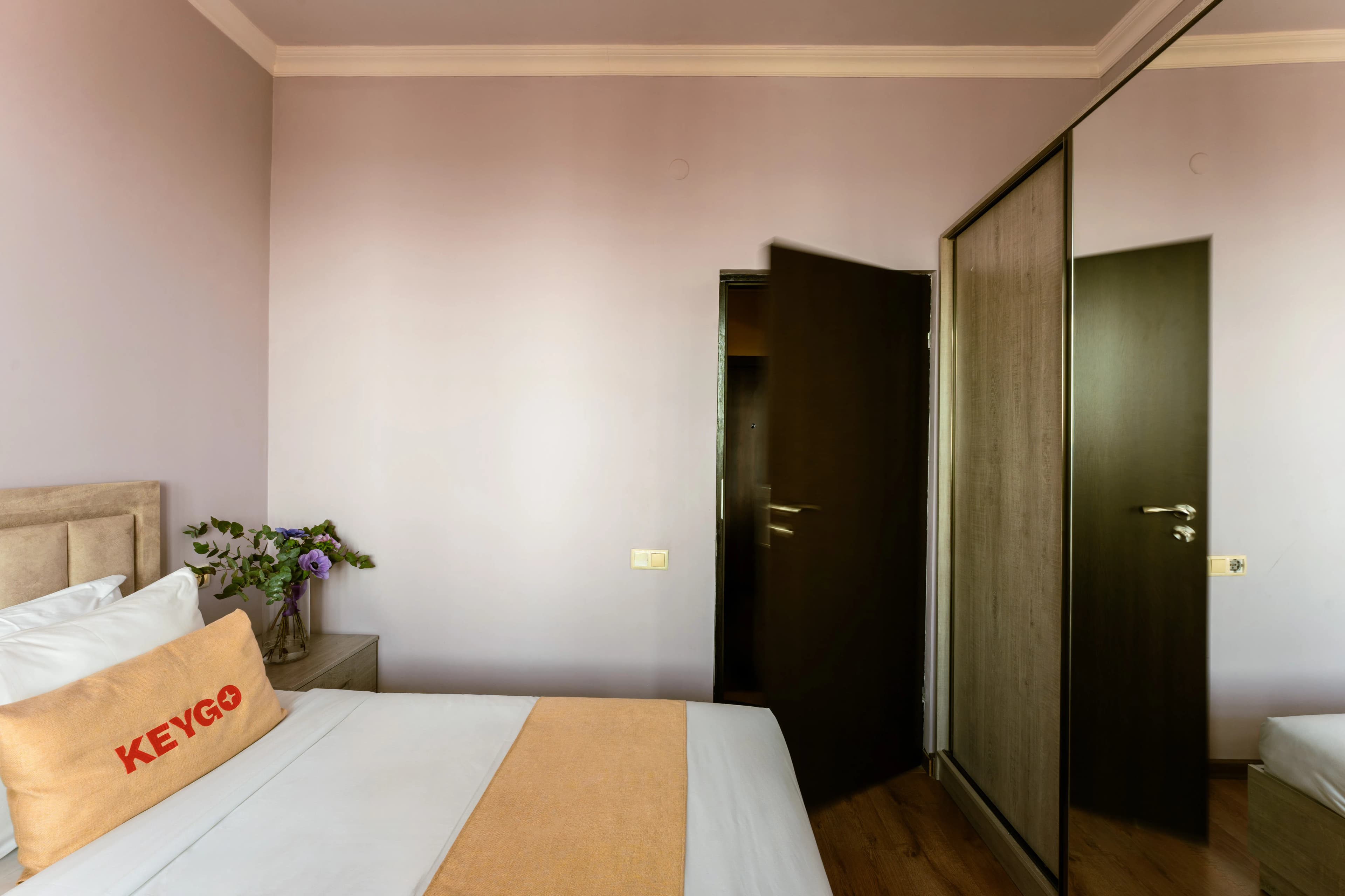 1BR/Double Balcony/Sunset View/Self checkin photo 15