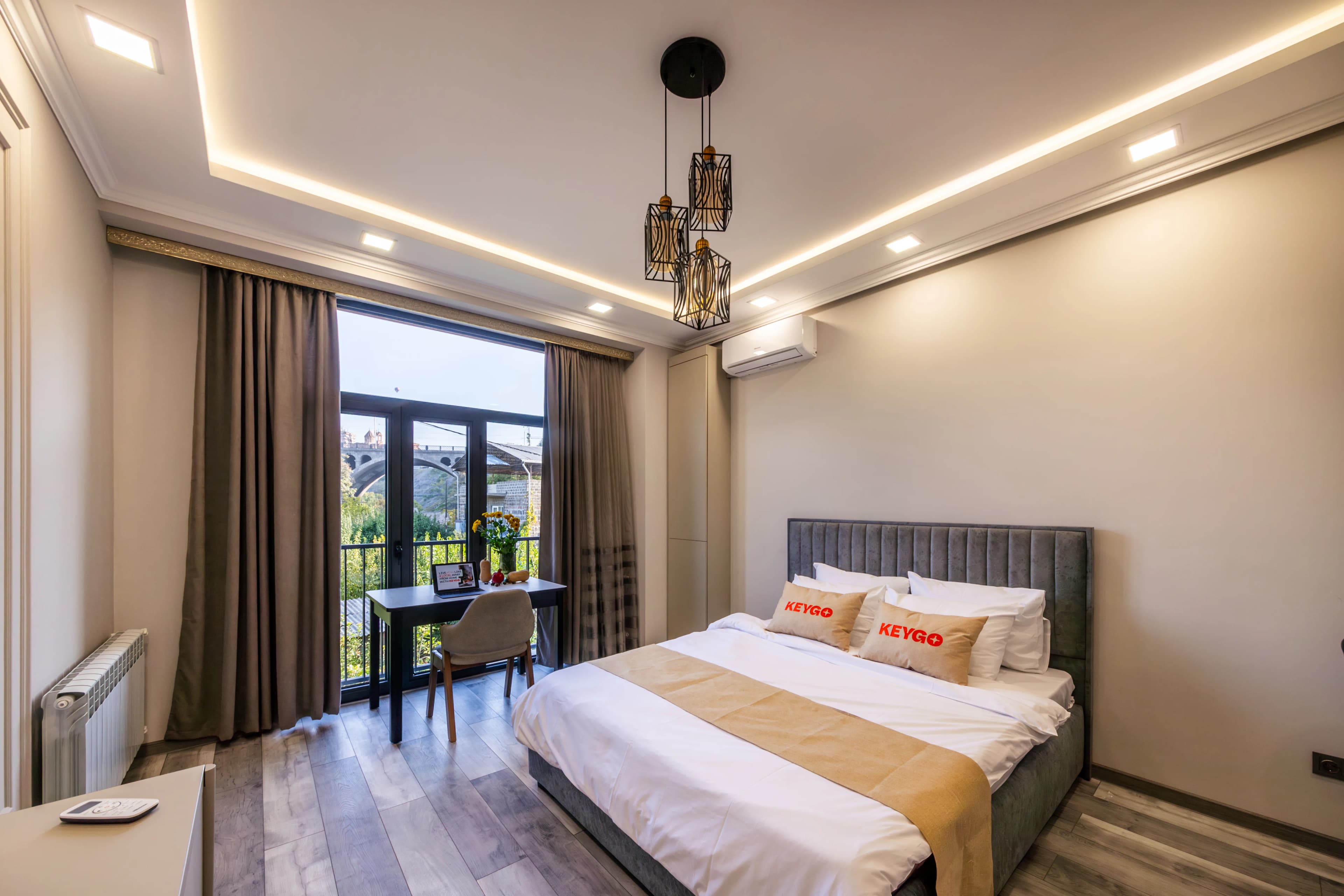 Apartment KeyGo #0010 next to St. Sarkis Church