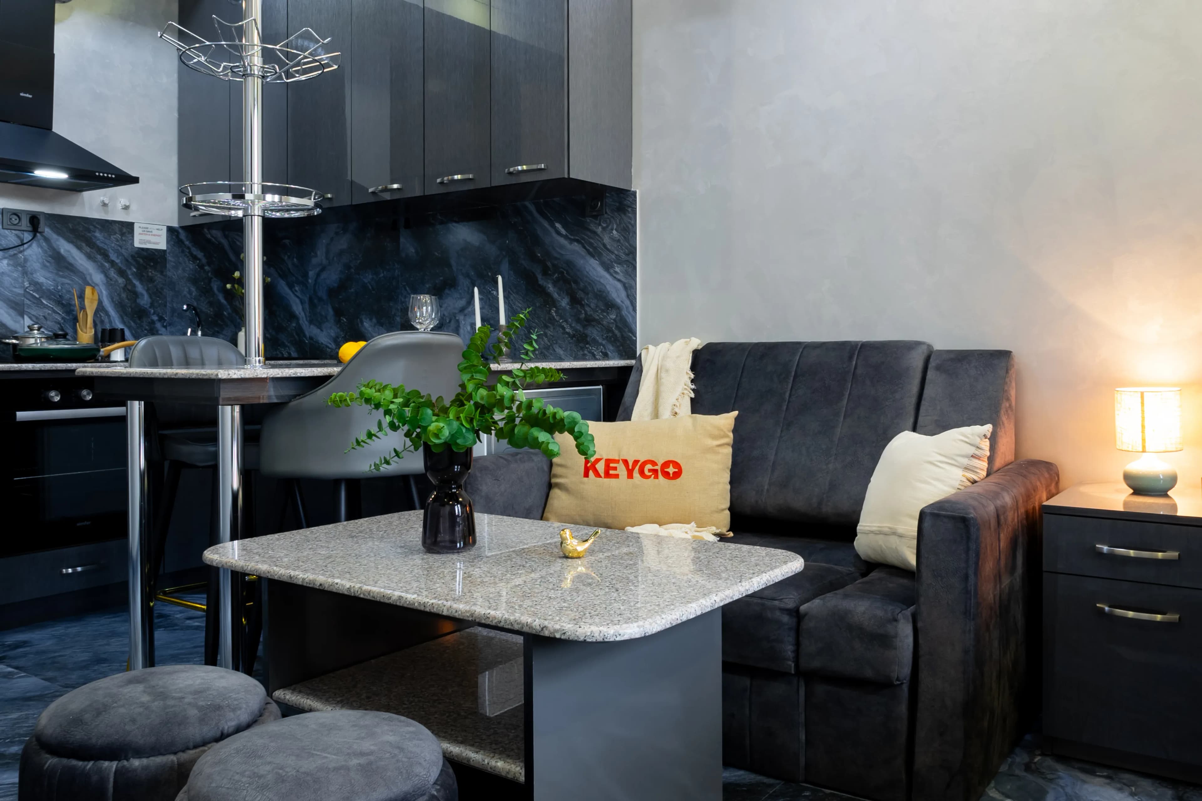 Apartment KeyGo #0018 next to St. Sarkis Church photo 10