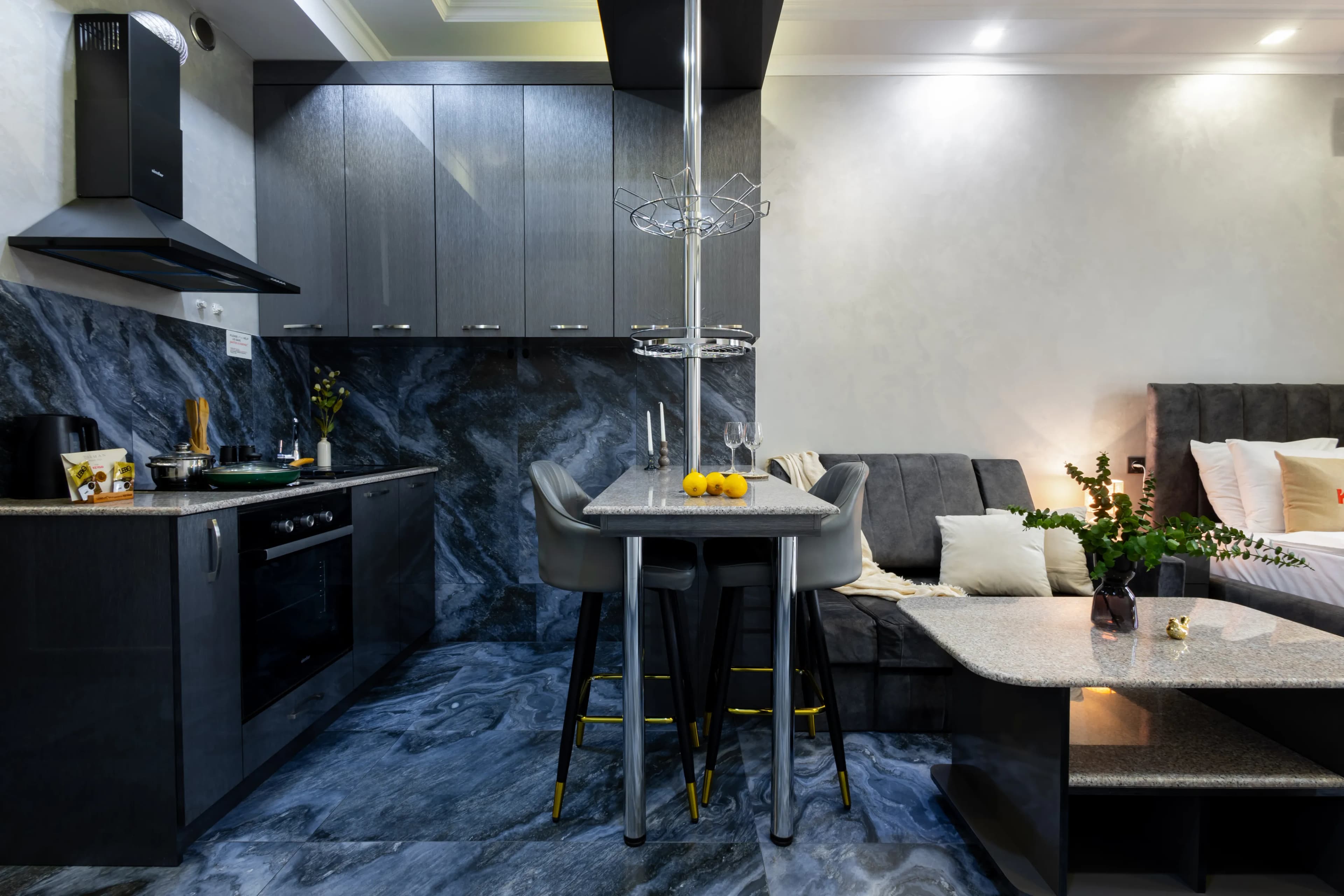 Apartment KeyGo #0018 next to St. Sarkis Church photo 13