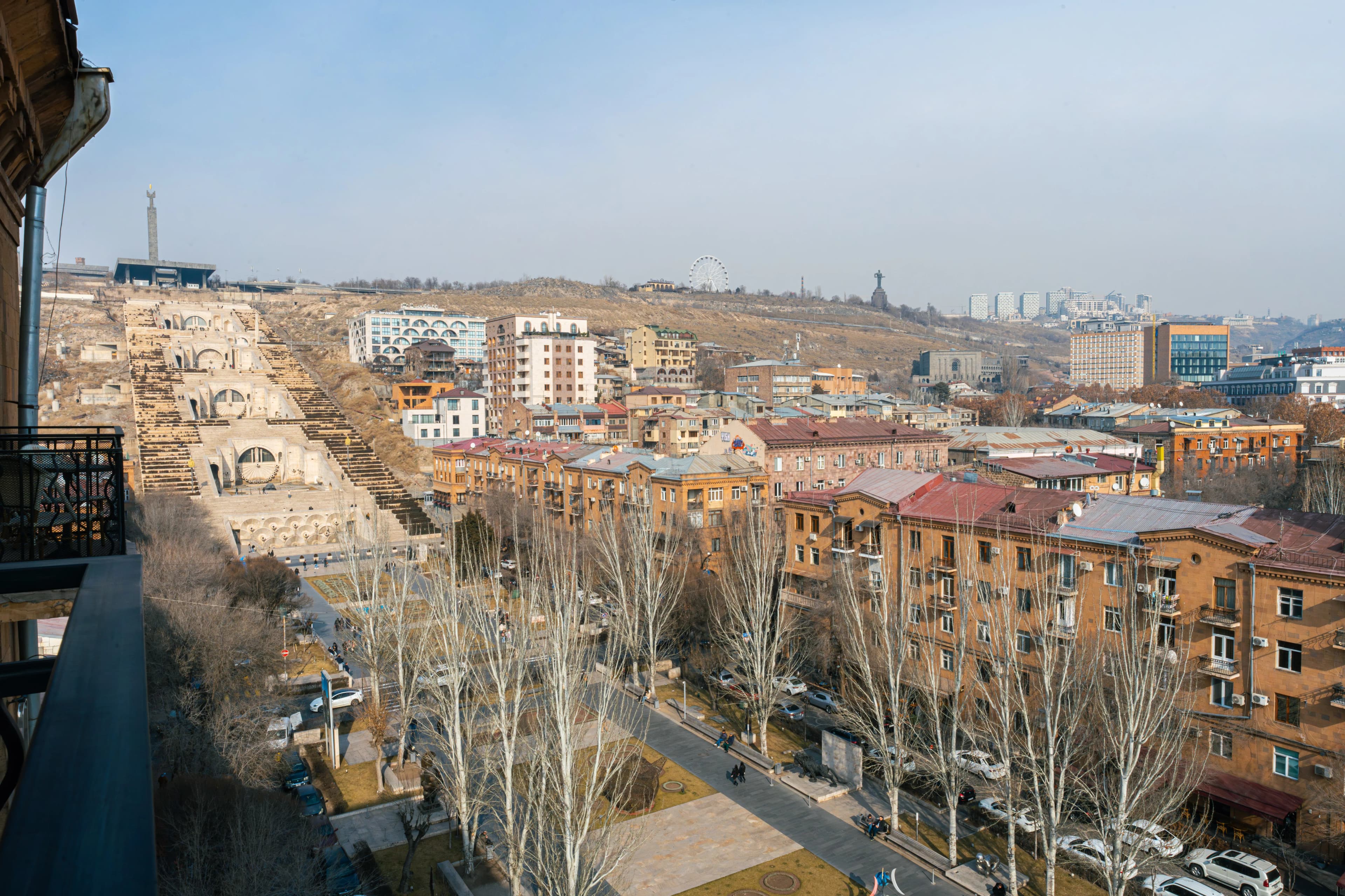 Apartment KeyGo #0119 with Cascade View photo 40