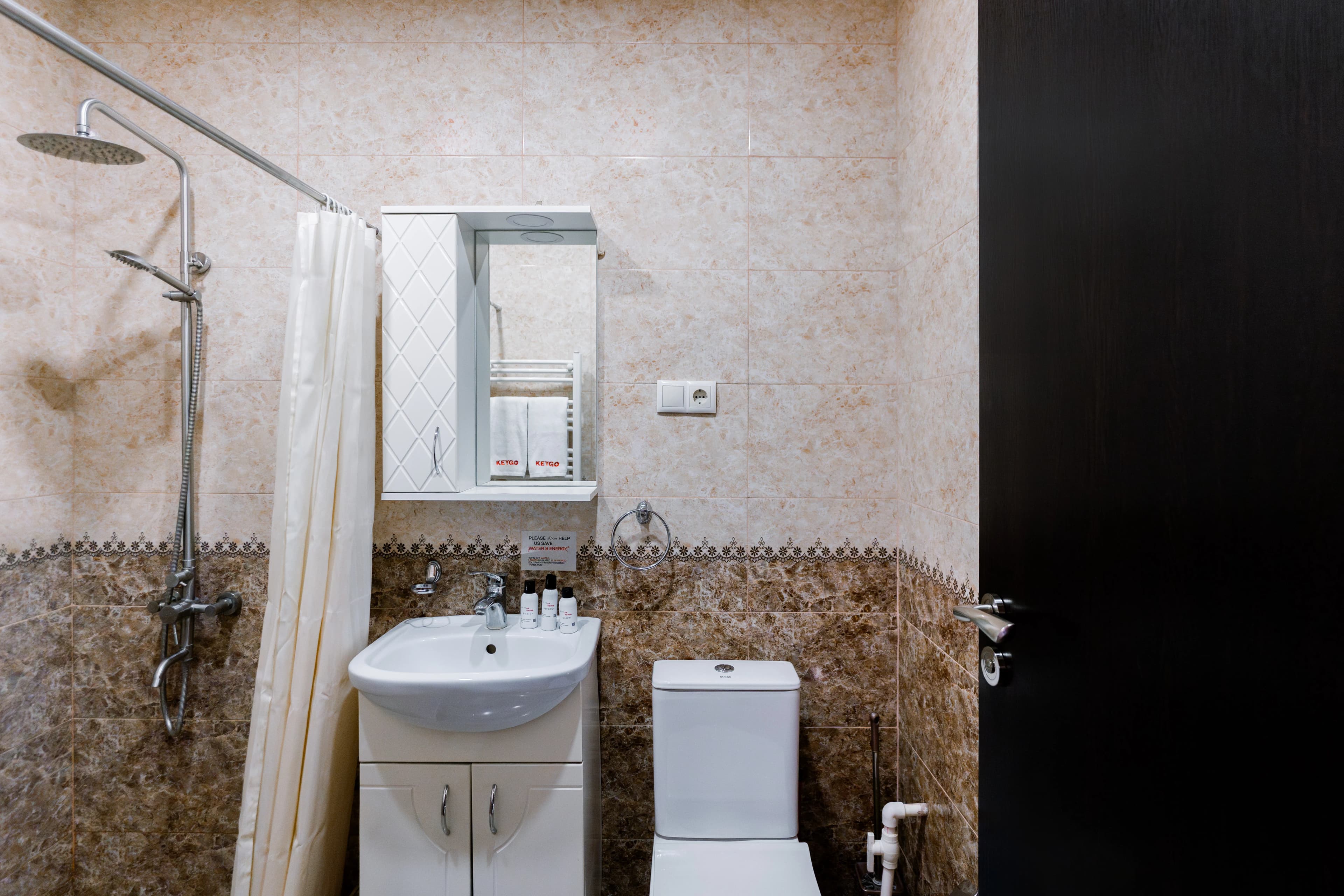 1BR/Double Balcony/Sunset View/Self checkin photo 5