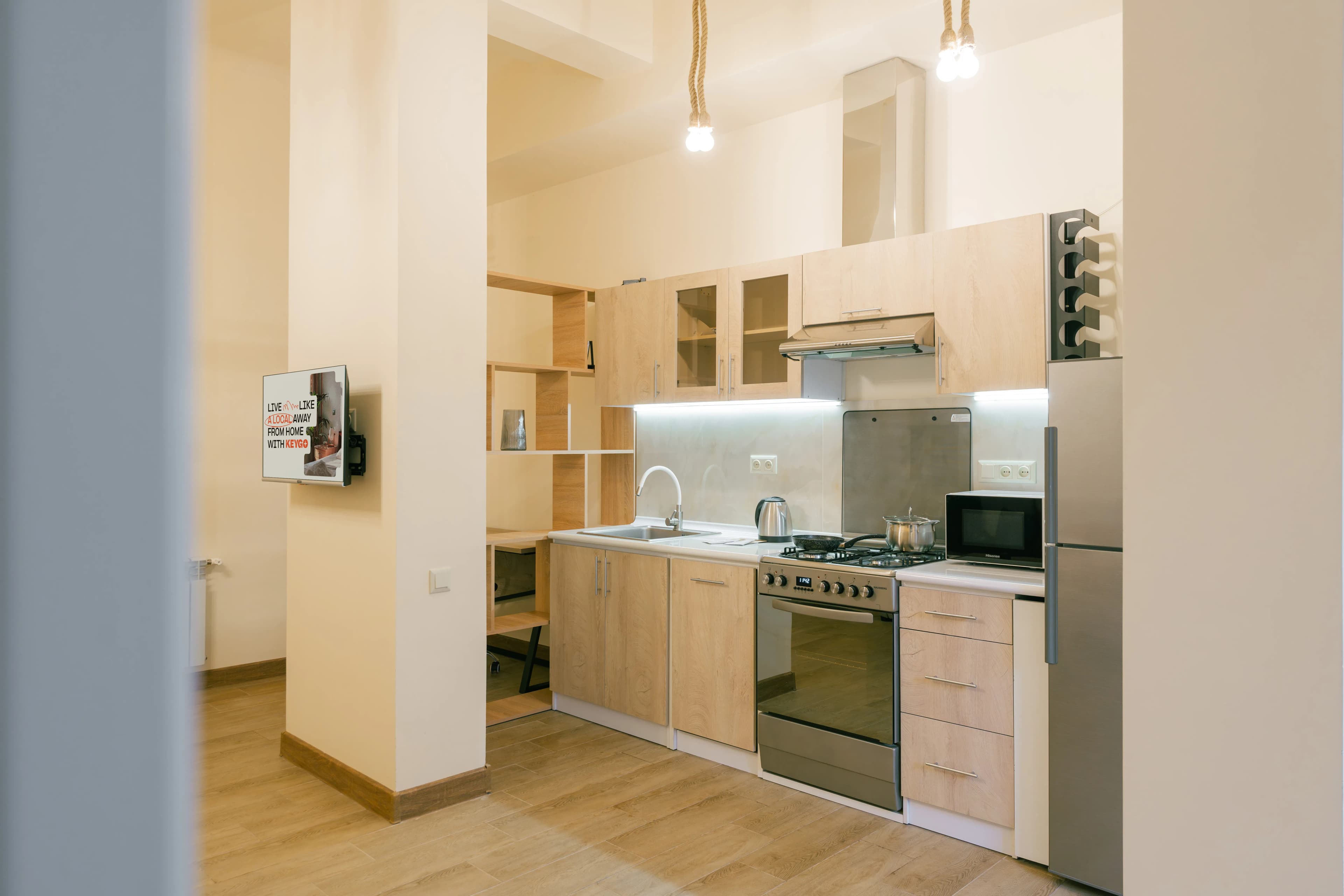 Apartment KeyGo #0040 next to St. Sarkis Church photo 3